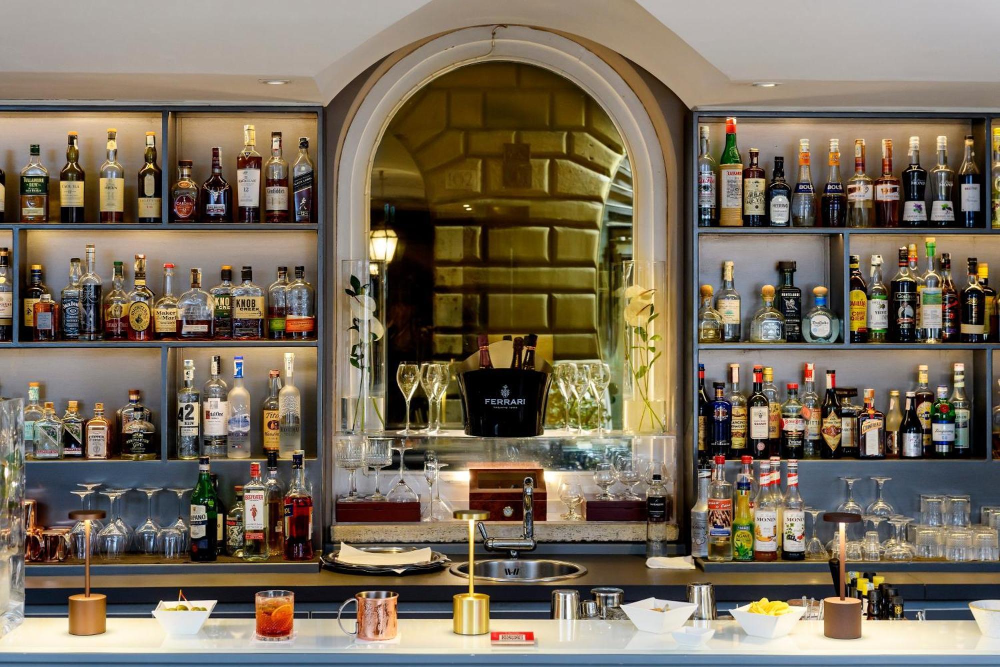 Hotel Indigo Rome - St. George By Ihg Екстер'єр фото
